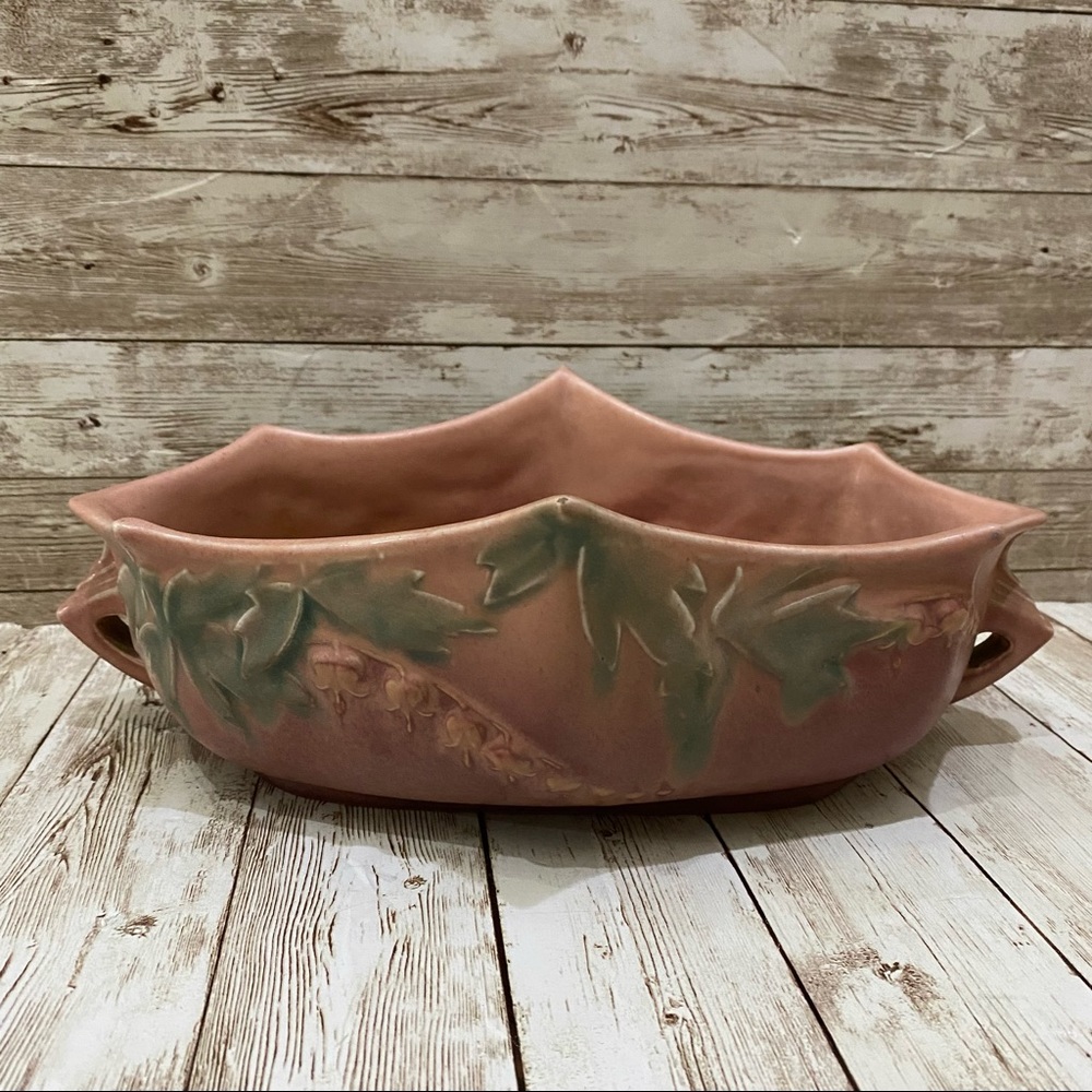 Roseville Pottery USA Bleeding Heart 382-10” Bowl Vase